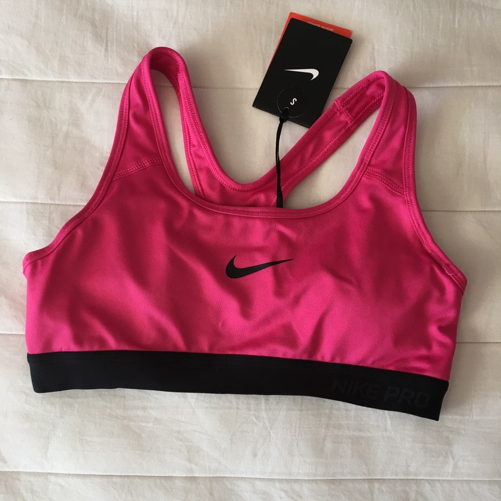 Nike Dri-Fit sports bra NWT in hot pink