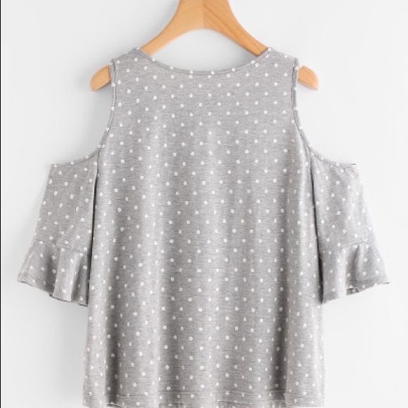 1 Left! ⚪️Grey⚪️Cutout Heather Knit Polka Dot- top - Picture 5 of 6