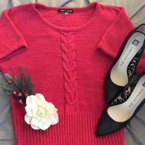 Cable & Gauge Raspberry Short Sleeved Sweater