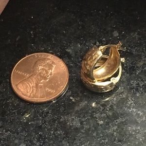 14k child/Baby hoop earrings