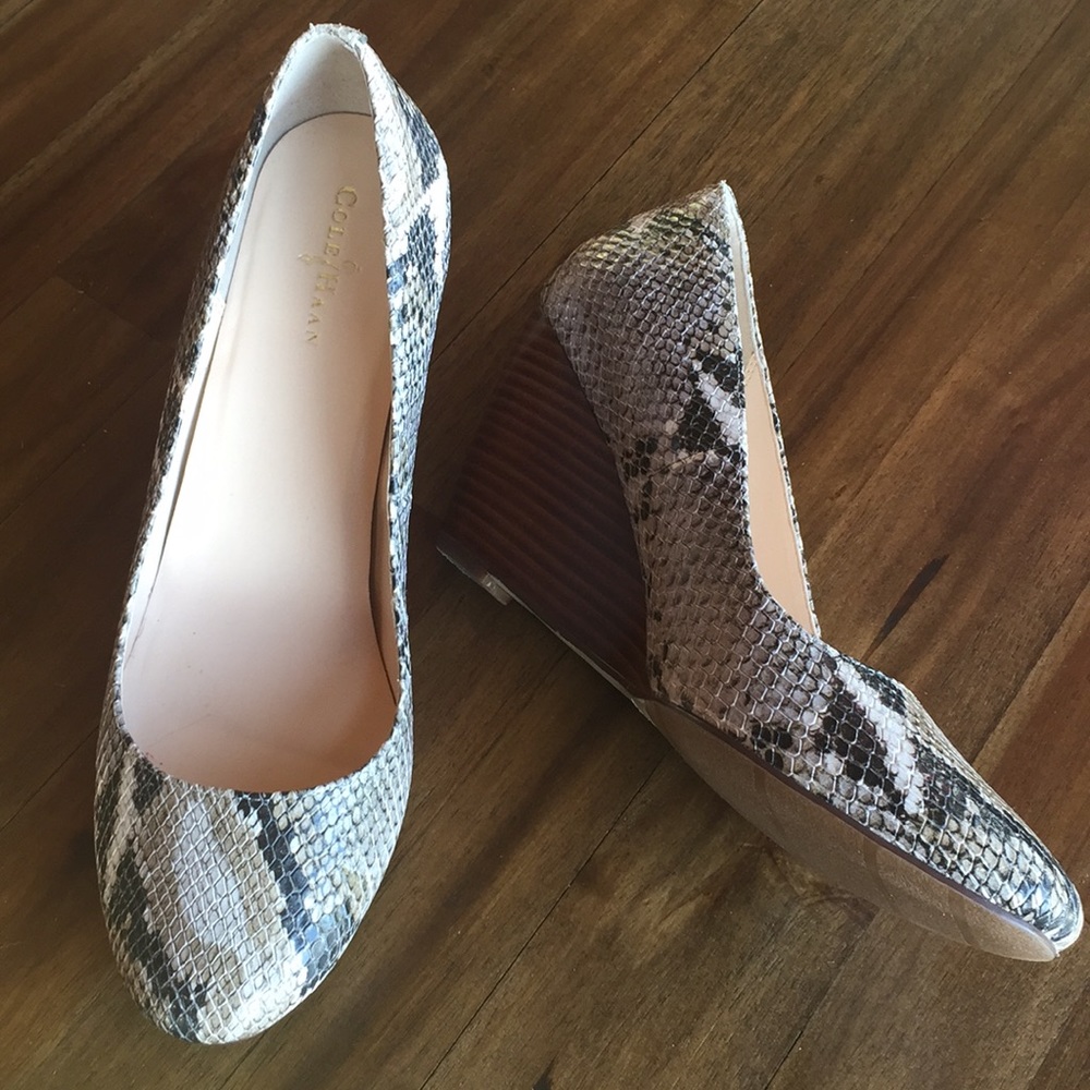 Cole Haan wedges embossed snake skin pattern