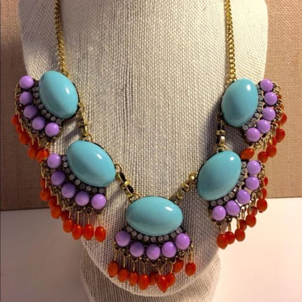 Statement necklace