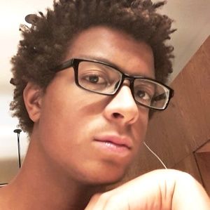 Meet your Posher, Isaiah