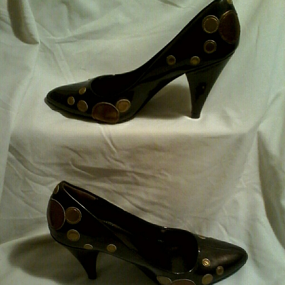 Kenneth Cole UNLISTED Brown Bronze Pumps Shoes 9