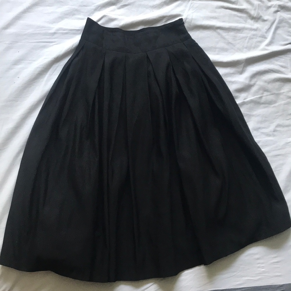 SOLD! Forever 21 high waisted heavy skirt
