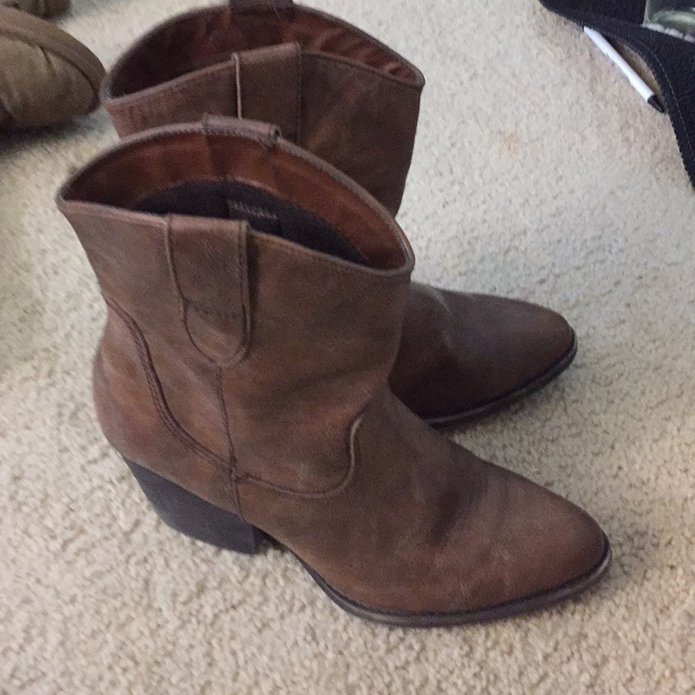 Madden girl size 9 boots