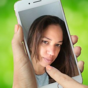 Meet your Posher, Yuli