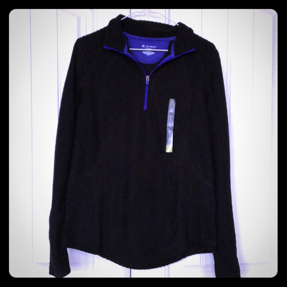 NWT Tek Gear 1/4 zip fleece pullover.