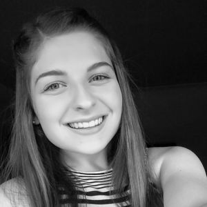 Meet your Posher, Elissa