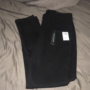 Black skinny jeans