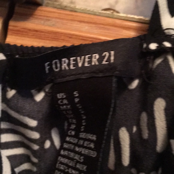 Forever 21 dress - Picture 3 of 5