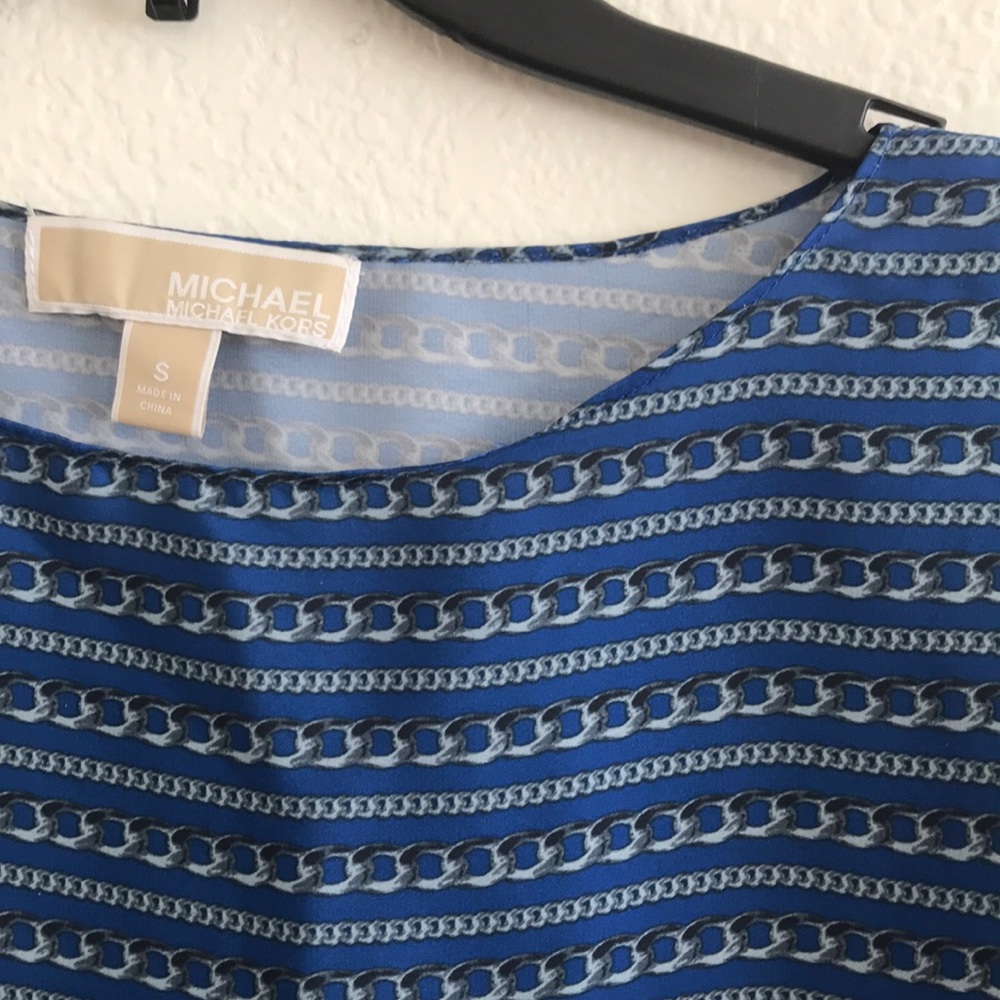 Top blue polyester with MK print