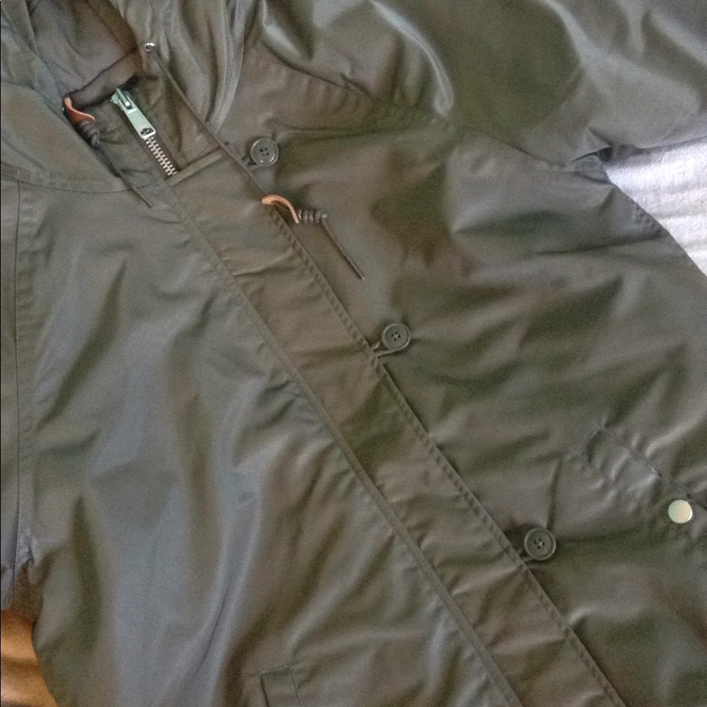 NWOT women Obey quilted hooded bomber jacket