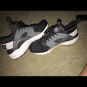 Nike huaraches