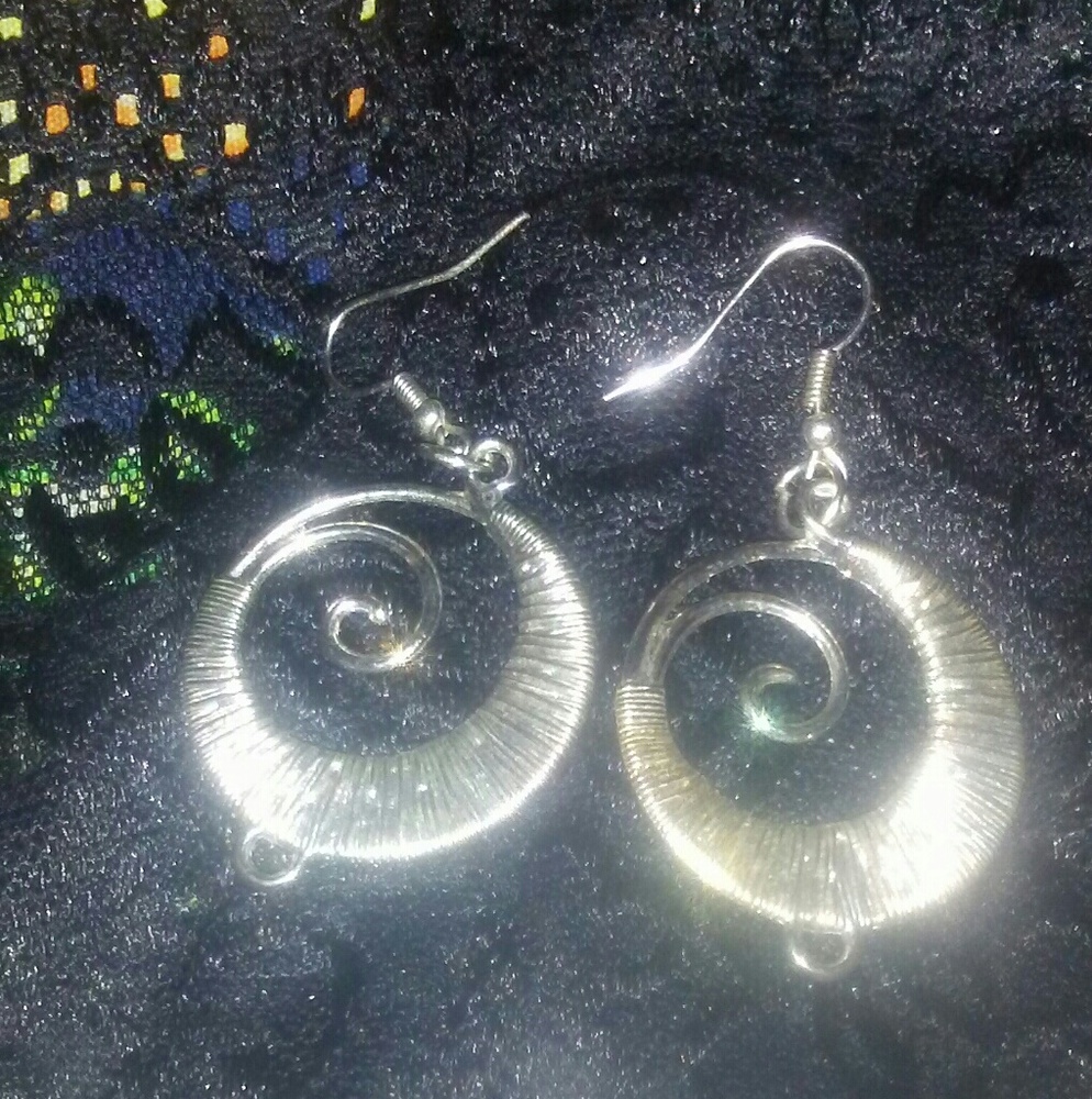 Etched Silver swirl earrings