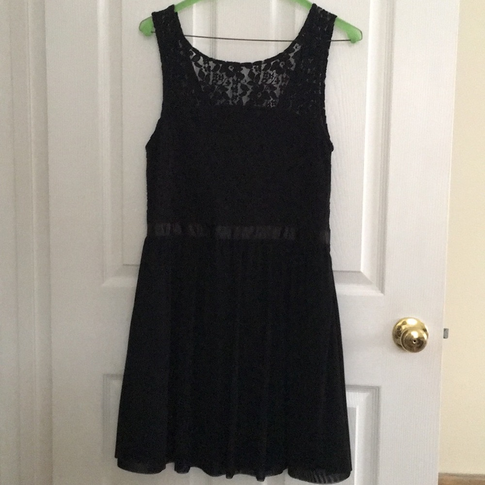 Nordstrom Black Lace and Chiffon Cocktail Dress