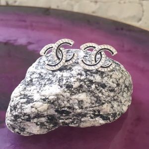 Silver & Black C Earrings Faux Studs Diamond