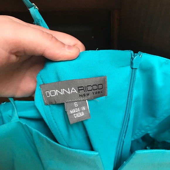 "Donna Ricco New York" - Picture 2 of 2