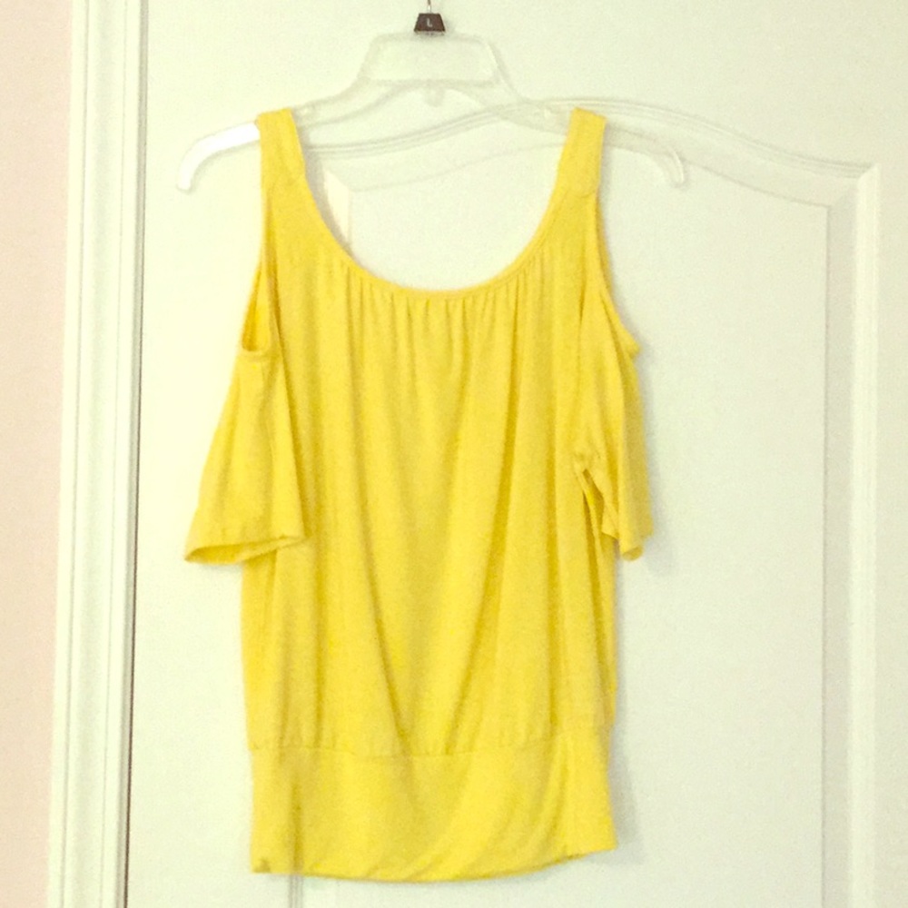 Boston proper yellow top