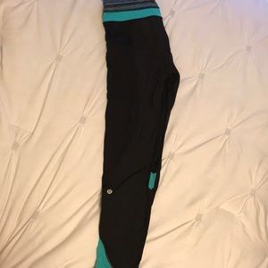 LULULEMON inspire tight pants- size 6
