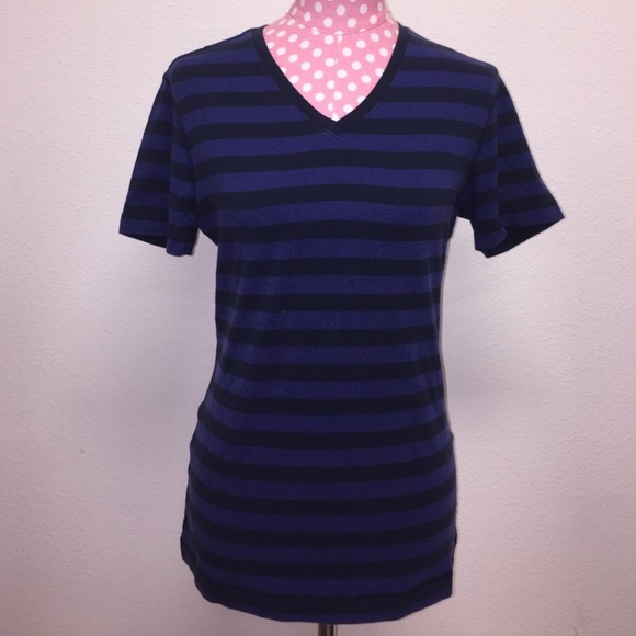 lululemon athletica Tops - 🔻Lululemon Stripped V-Neck Tee