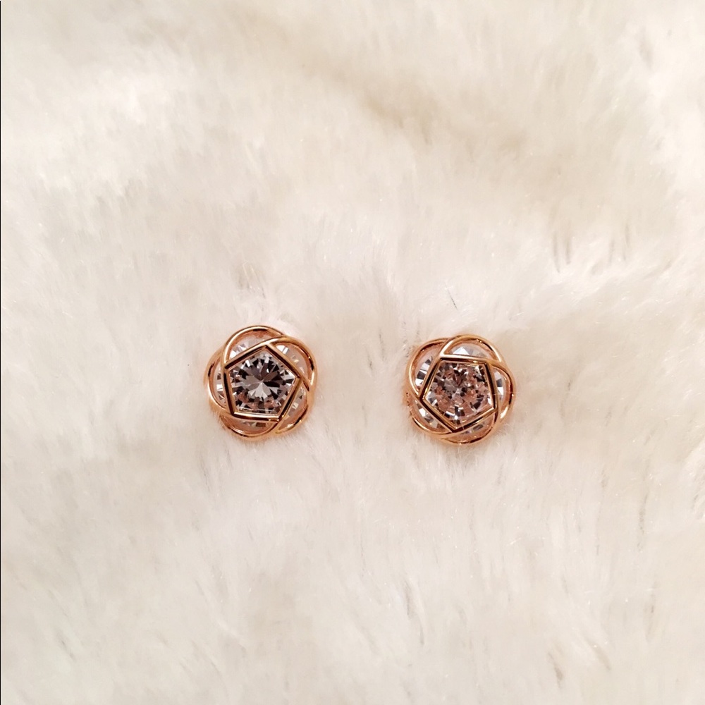 Flower Rose Gold Tone Fashion Earrings