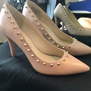 Kardashian Kollection nude heels