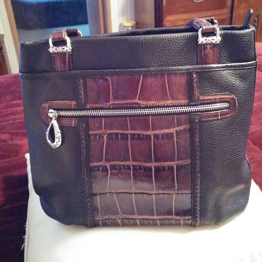 Brighton bucket bag