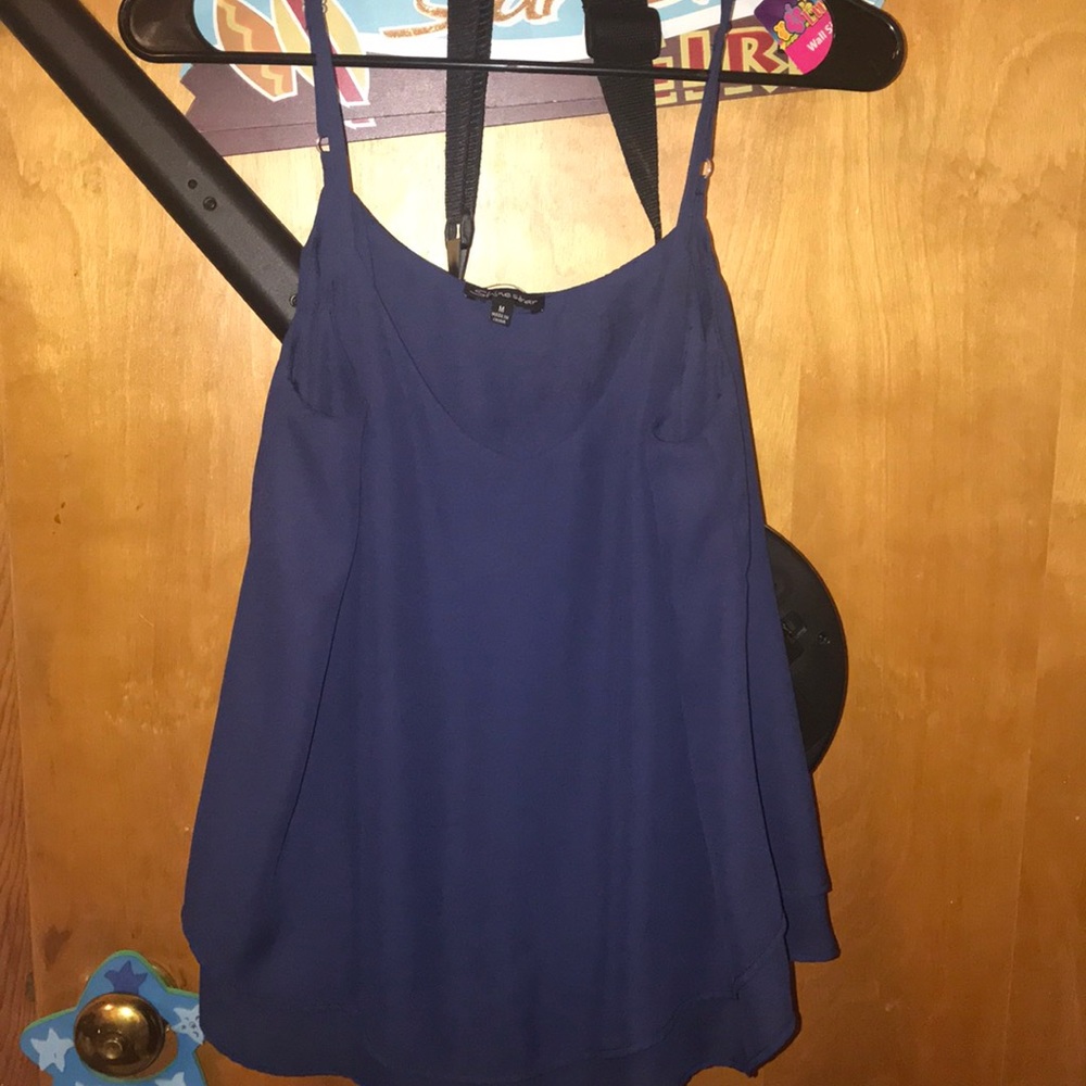 Flounce blouse