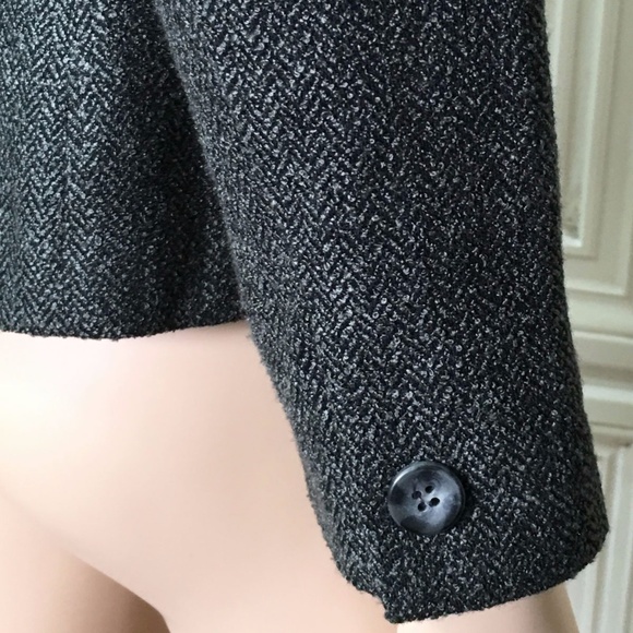Size 4 Neiman Marcus Tweed Herringbone Blazer - Picture 4 of 8