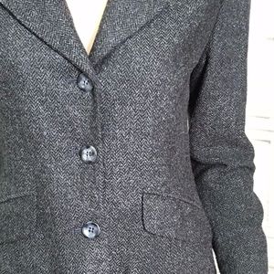 Size 4 Neiman Marcus Tweed Herringbone Blazer