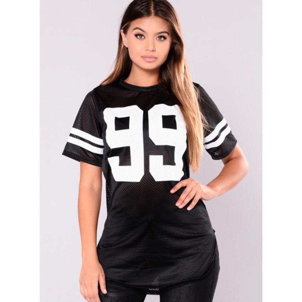 Holly Hustle Tunic 💯