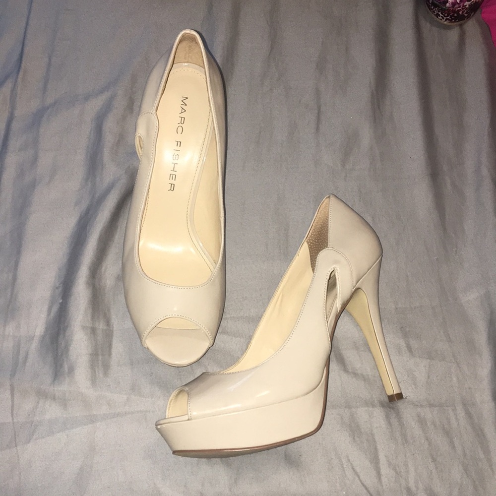 Nude heels