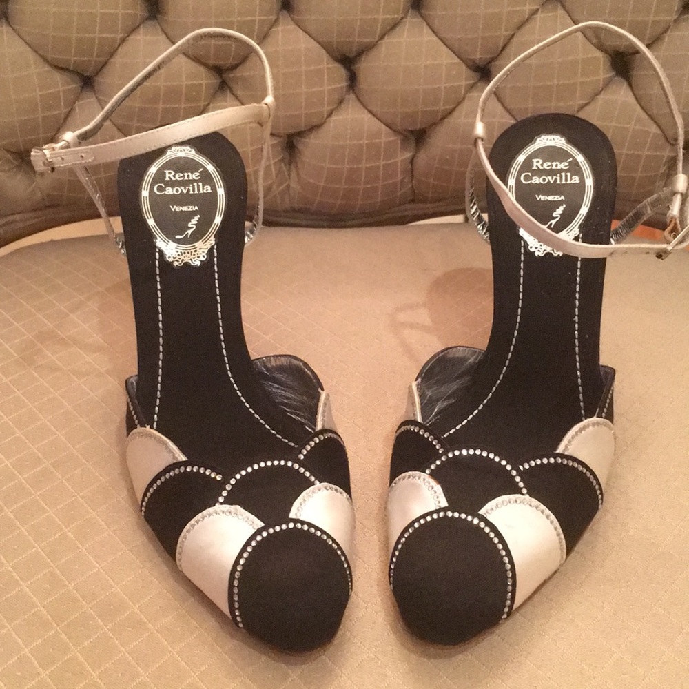 NWT Rene Caovilla Black and White Satin size 7