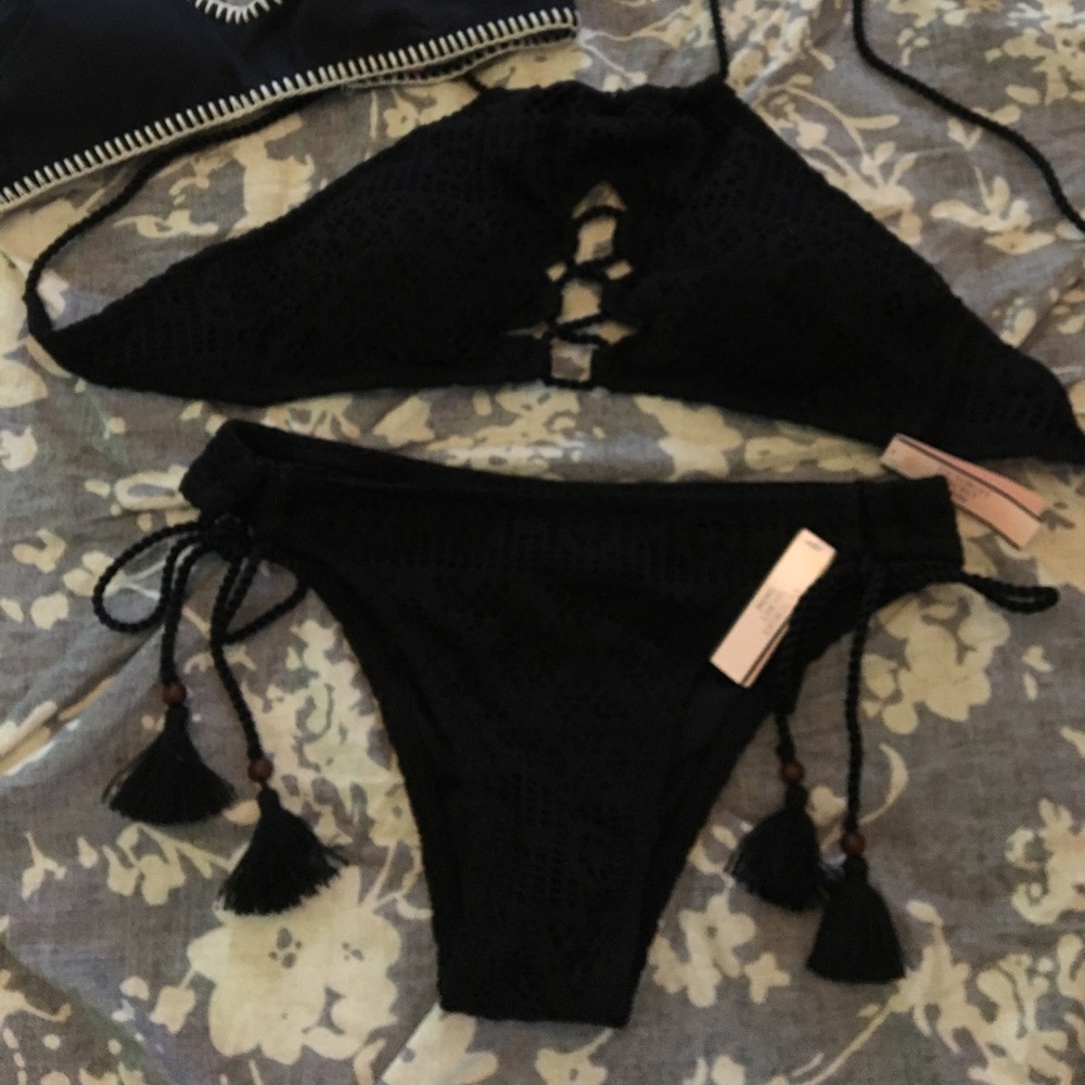 NWT CROTCHET BIKINI
