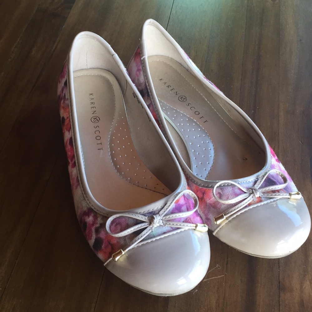 Cute colorful flats