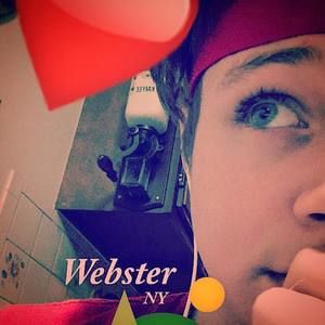 Meet your Posher, Dakota