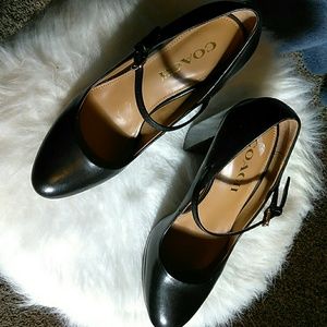 Coach Women Black Leather Goldie MaryJane Size 7