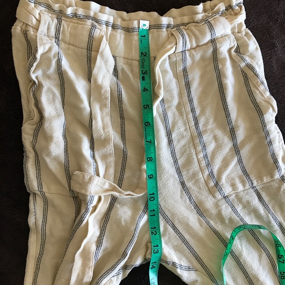 H&M linen stripped slacks - Picture 5 of 8