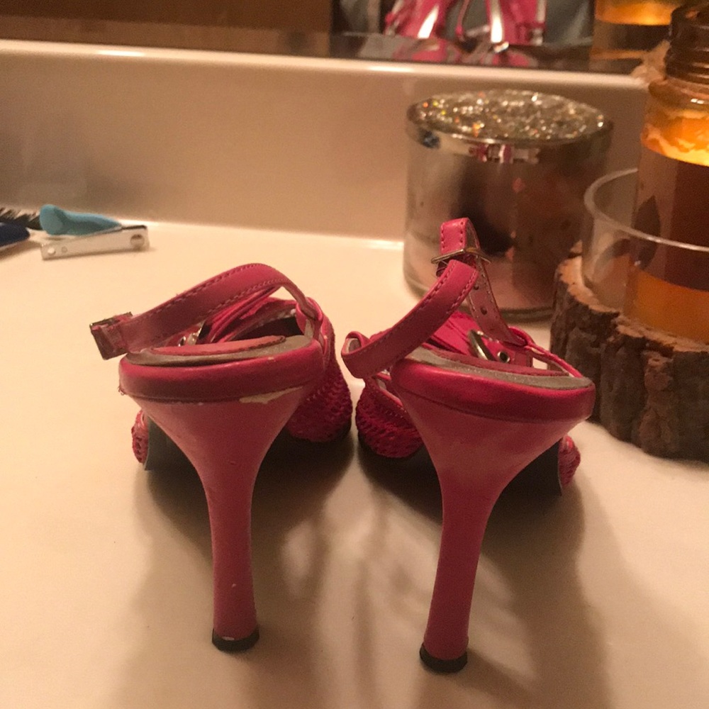 Shoes - Picture 3 of 7