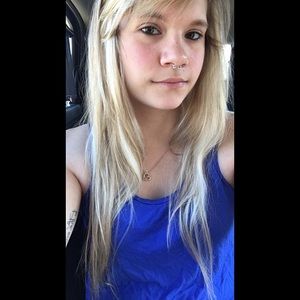 Meet your Posher, Faith