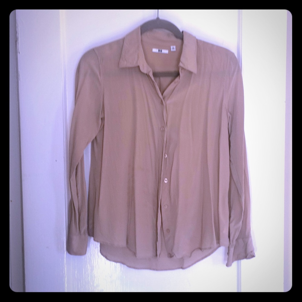 Uniqlo beige button down silk shirt