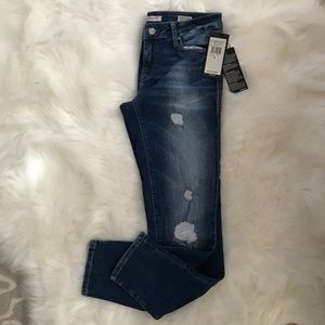 Mavi NWT Adriana mid rise ankle super skinny