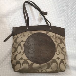 New with tags! Coach Laura Signature Tote