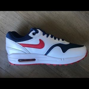 Nike Air Max Size 8 New in Box