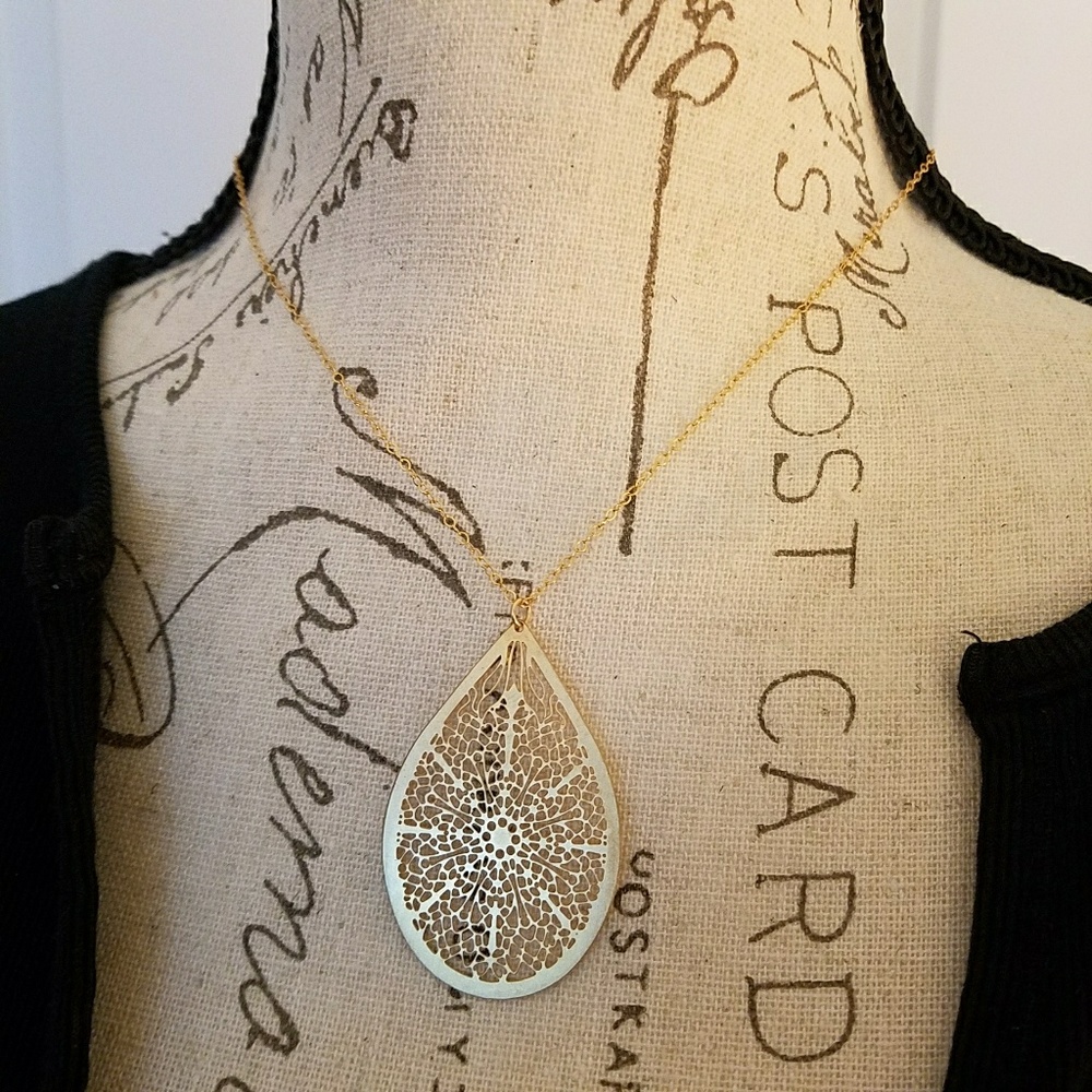 Delicate Gold Tone Teardrop Necklace