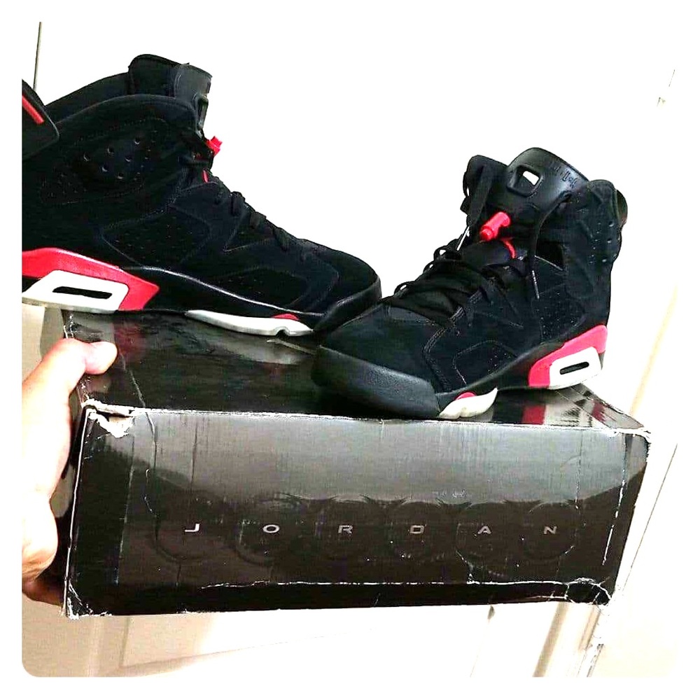 JORDAN 6's