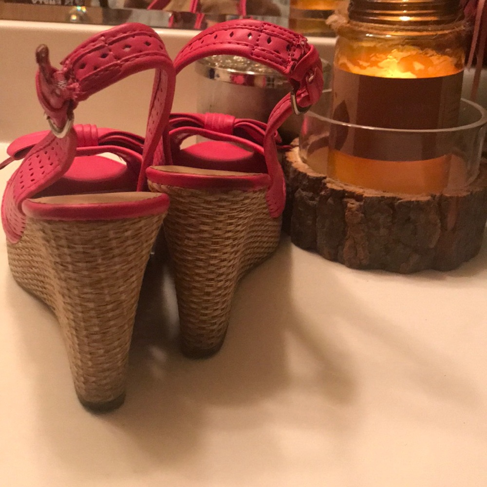 Shoes - Picture 2 of 5