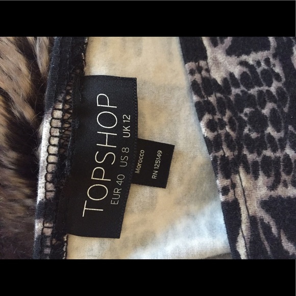 SOLD! Topshop Mini Skirt- very cute animal print pattern - Picture 4 of 8