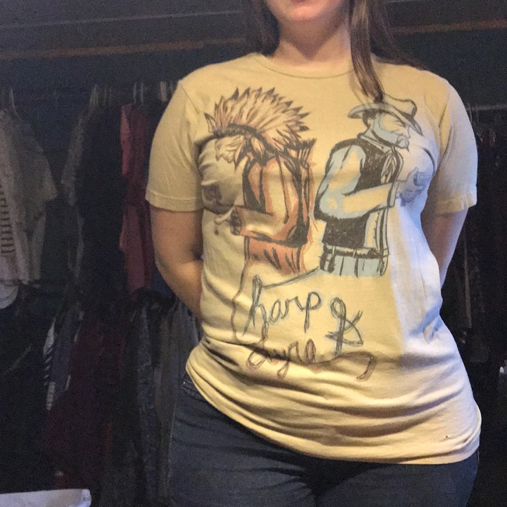 Graphic t